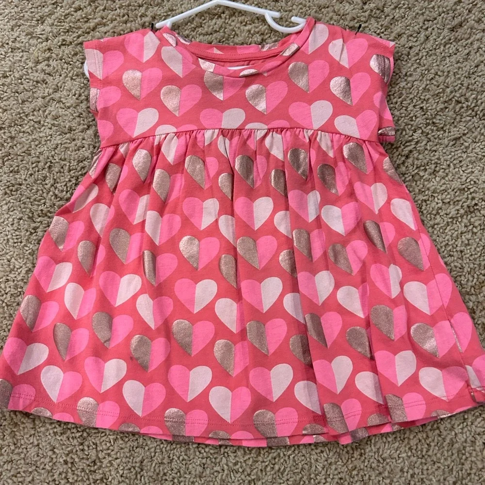 GAP Girls Pink Heart Print Short Sleeve Top with Gold Accents